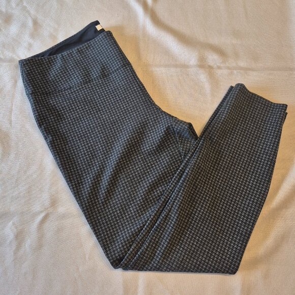Houndstooth Leggings - Picture 1 of 5